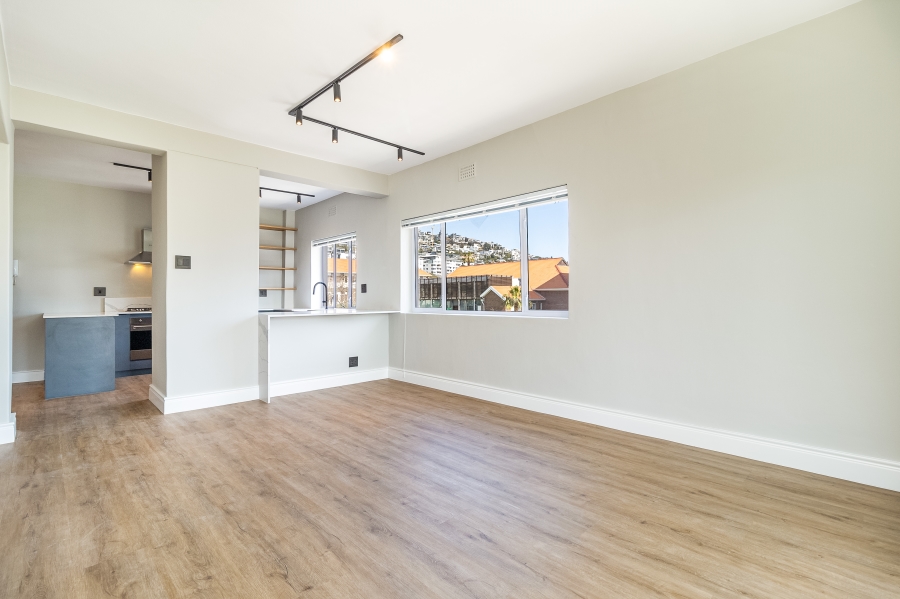 To Let 2 Bedroom Property for Rent in Sea Point Western Cape